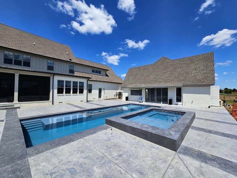 Crispin Plunge Fiberglass Pool