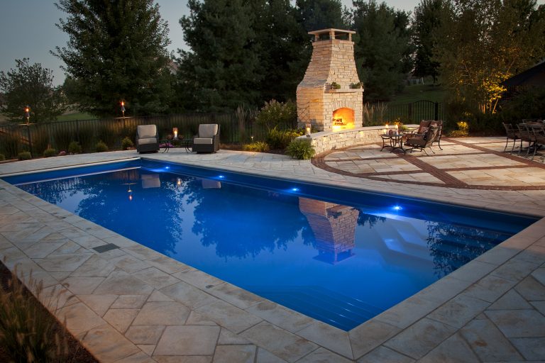 Grande Fiberglass Pool